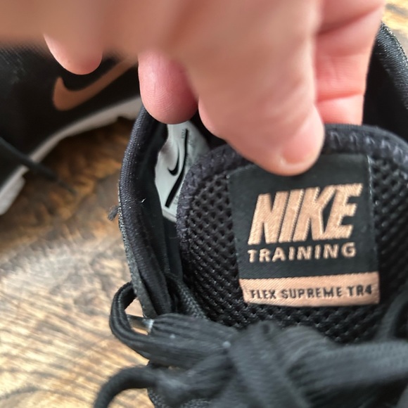 Women's Nike Training Flex tr6 Black/ Rose Gold size 10 - Picture 11 of 12